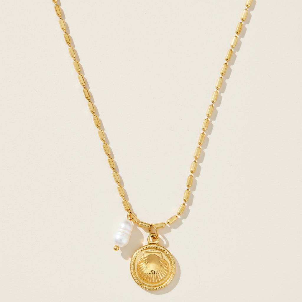 "Viranoraine" Pearl And Shell Shield Edelstahl Halskette