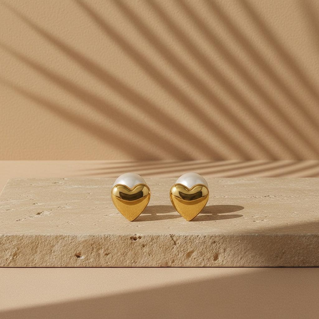 „Alurea“ – Front-Back-Ohrstecker mit Herz und Perle