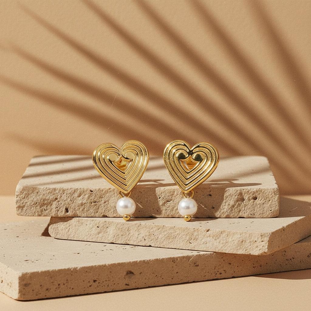 „Ariniraa“ Striped Heart With Pearl Ohrringe