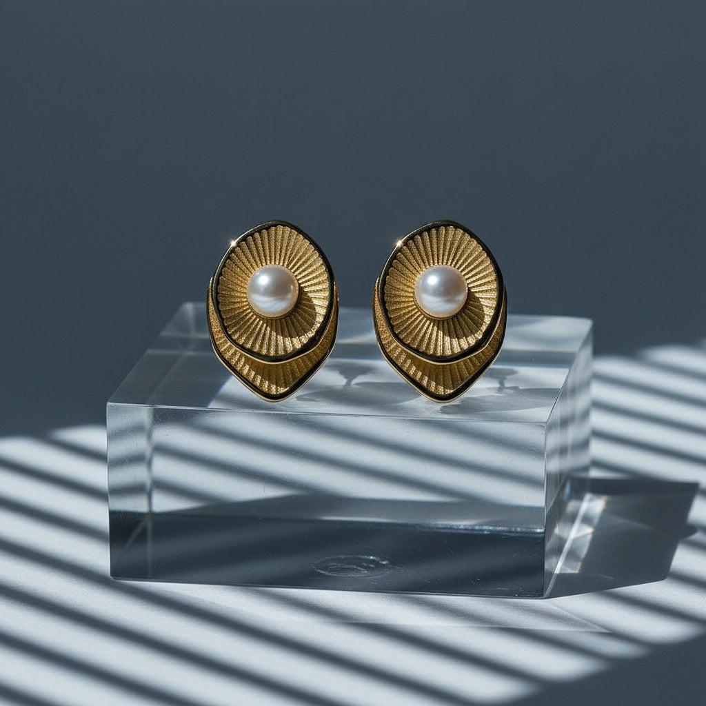 "Aurelya" – Ohrstecker mit Perlendetail