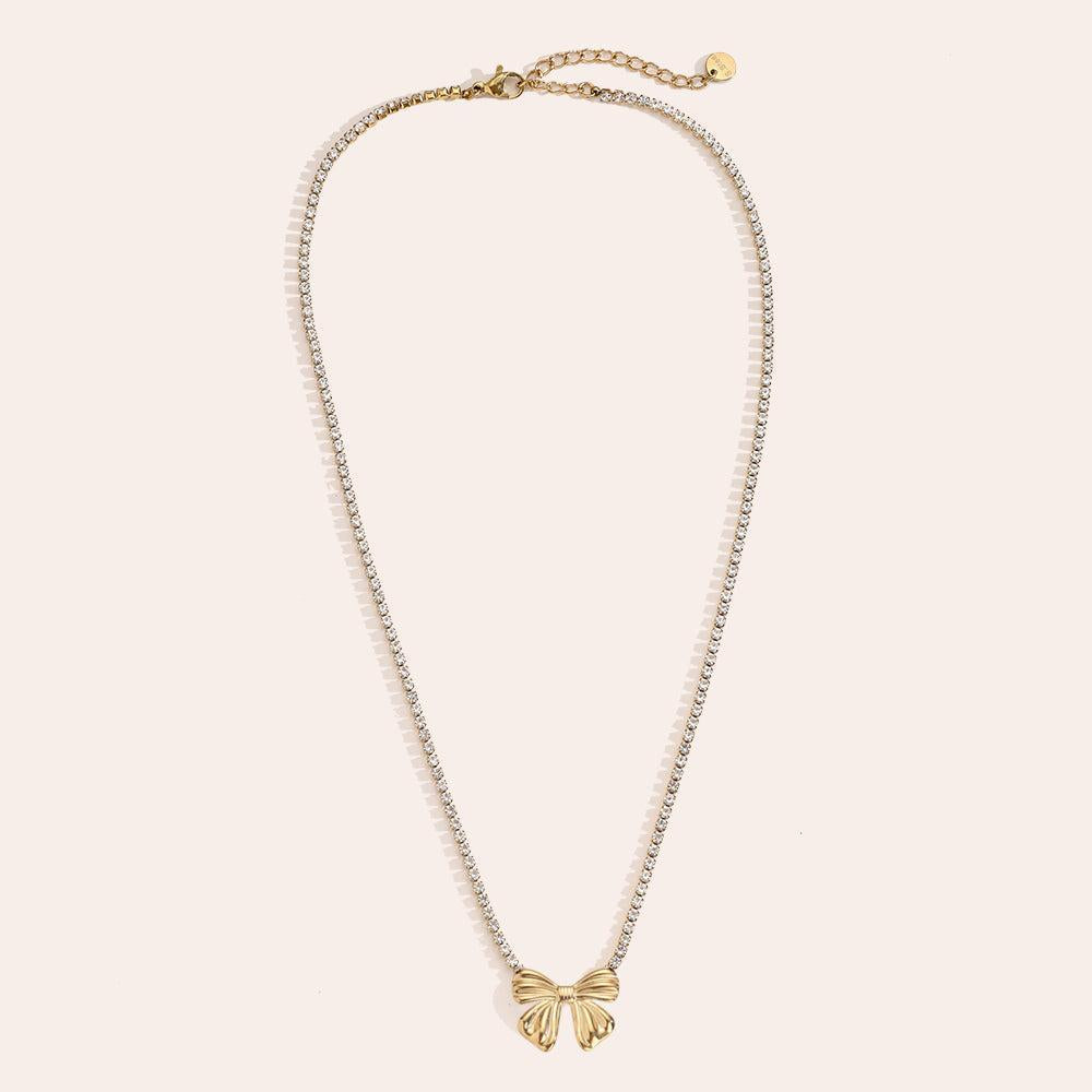 "Aurialayaeva" Bowtie In Diamond Chain Edelstahl Halskette-Goldharmonie