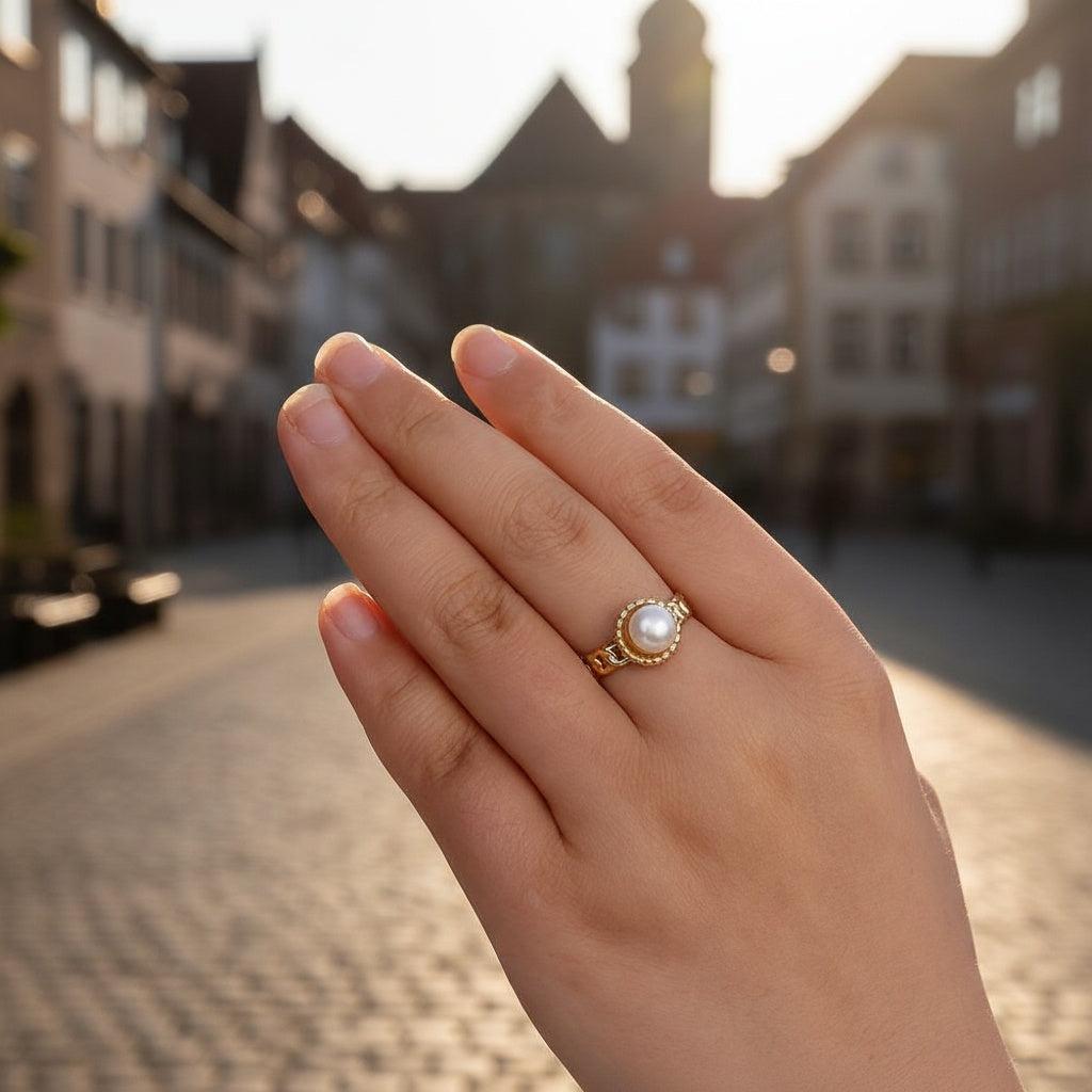 Avanella - Fancy Pearl Ring