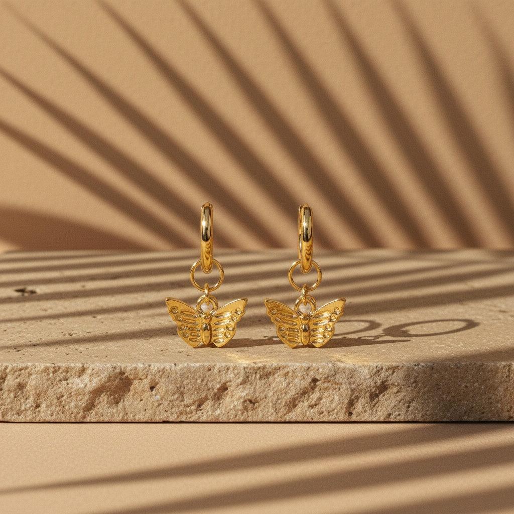„Avasara“ Butterfly Pearl Ohrringe