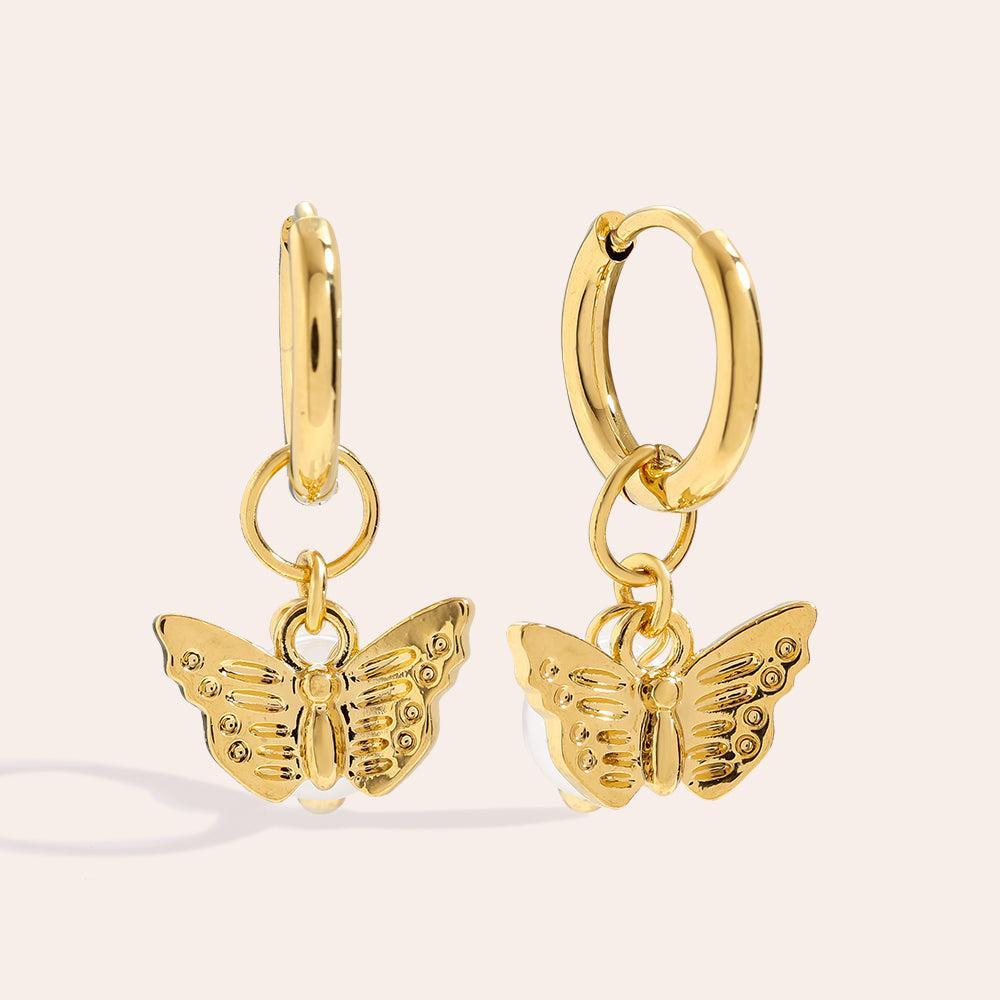 „Avasara“ Butterfly Pearl Ohrringe-Goldharmonie
