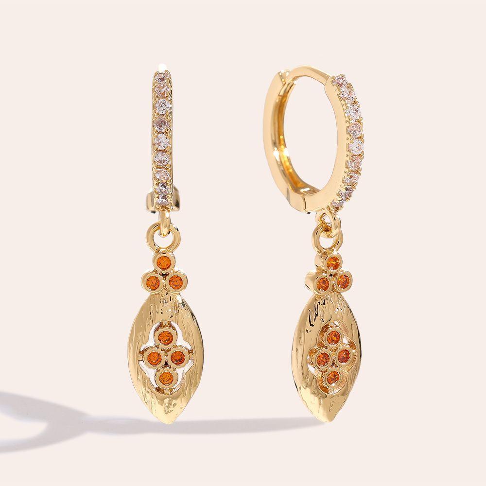 „Avavivaa“ Sparkling Diamond Dots Vergoldete Ohrringe