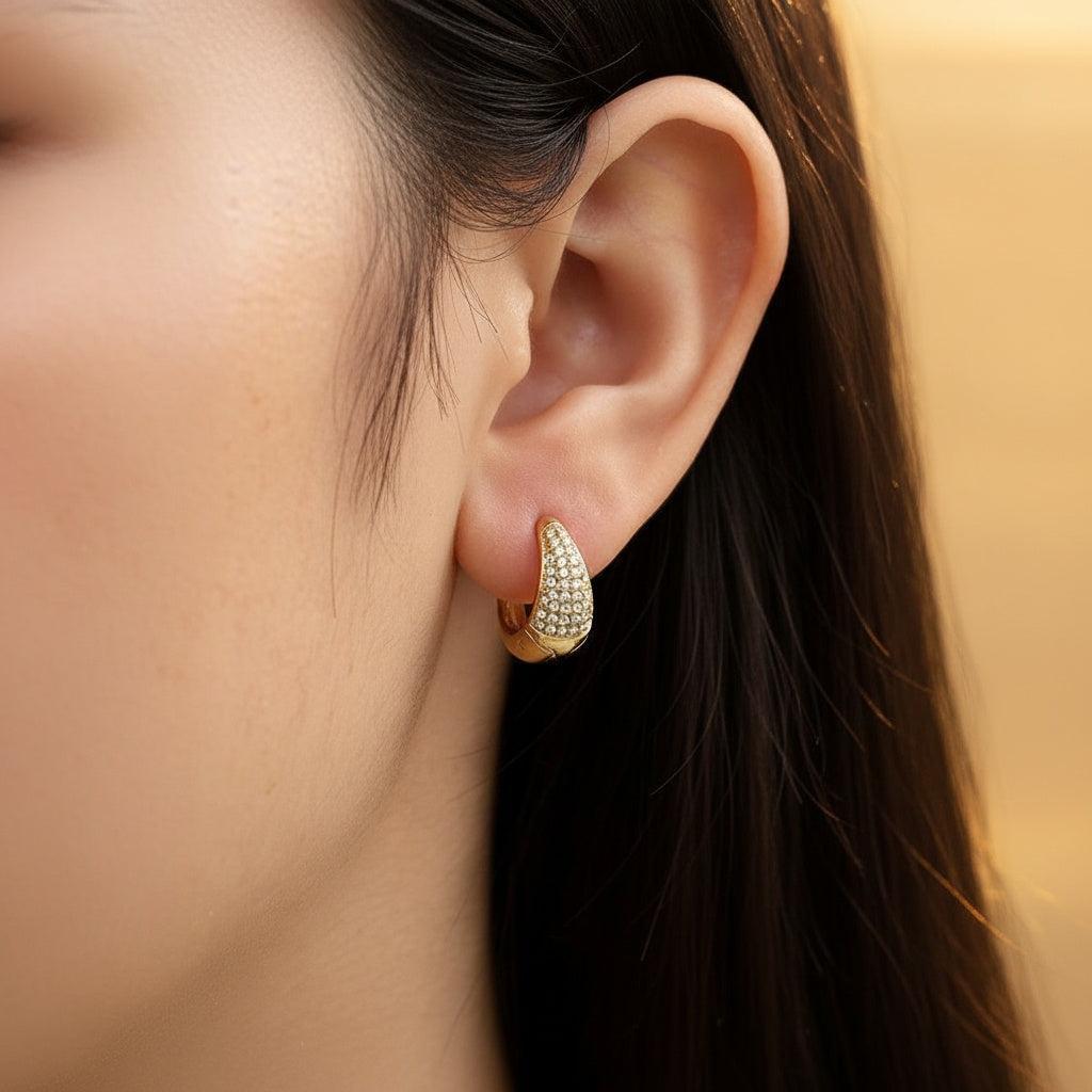 „Avelnara“ Diamond Drop Hoop Ohrringe