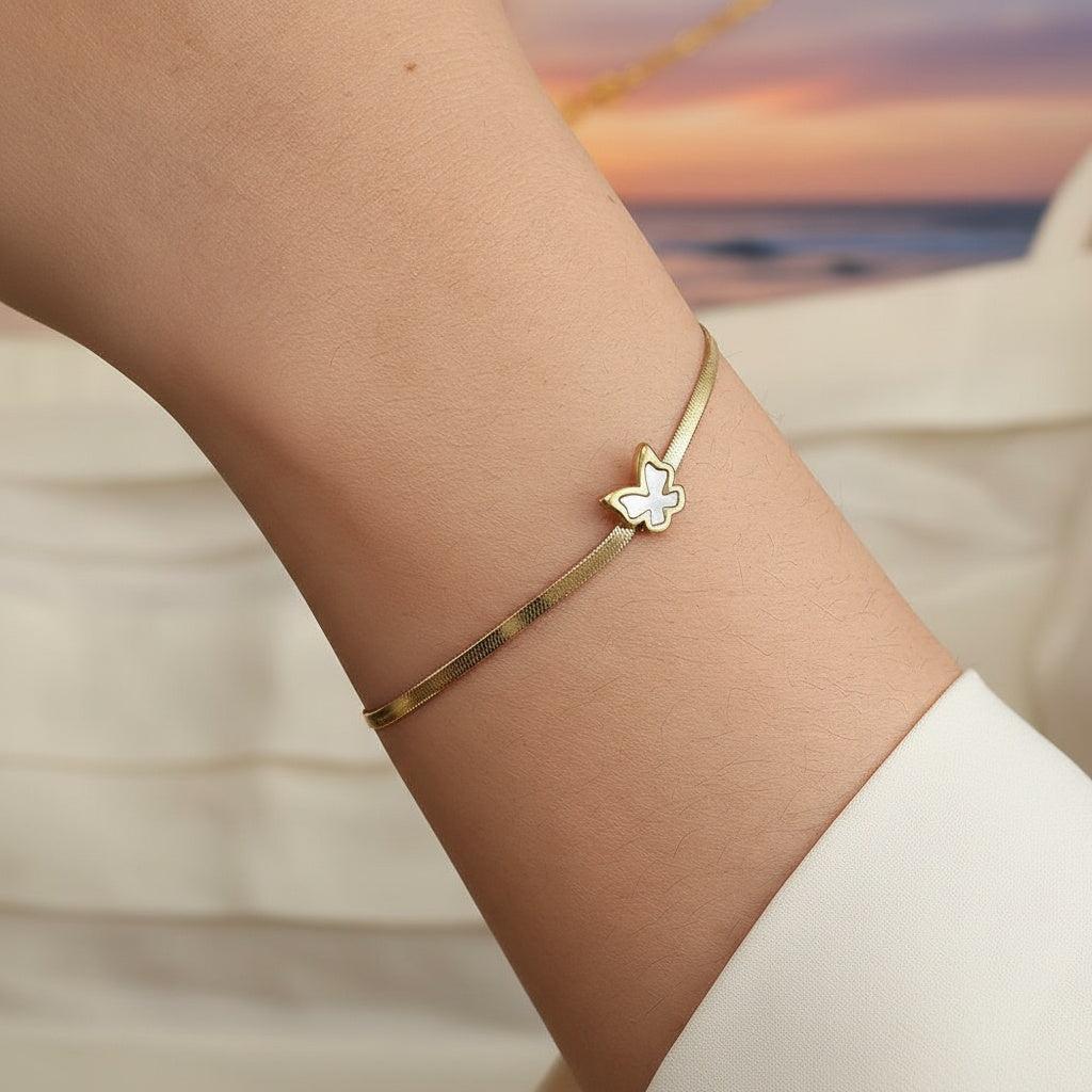 „Avelnara“ Shell Butterfly Armband