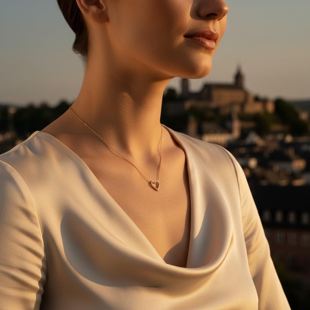"Avialeiyne" Diamond Nice Heart Edelstahl Halskette