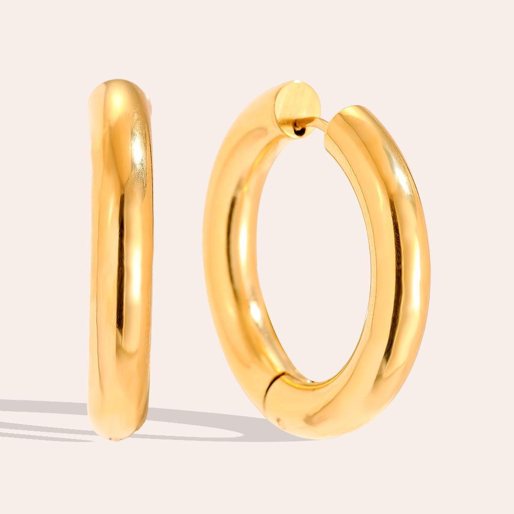 „Elalira“ Nice Hoop Ohrringe-Goldharmonie