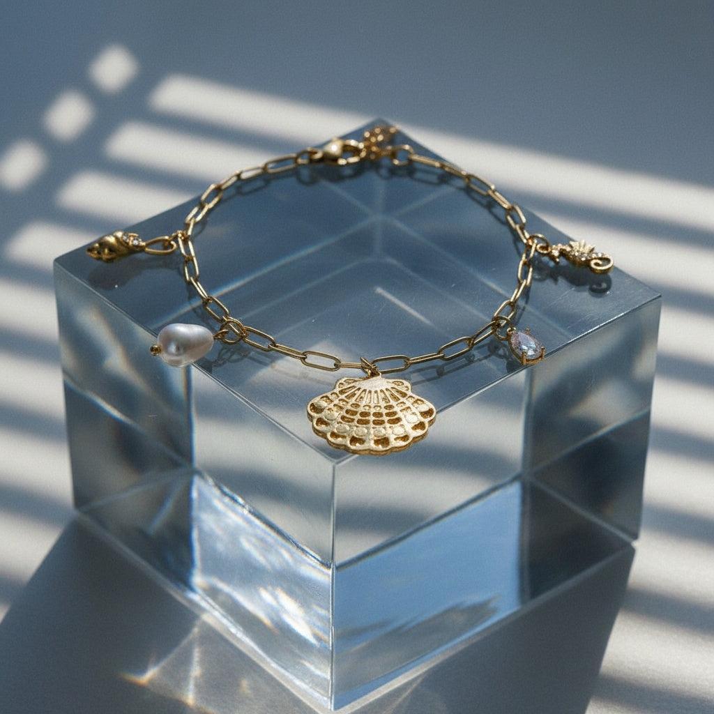 „Elanella“ Ocean And Charms Armband