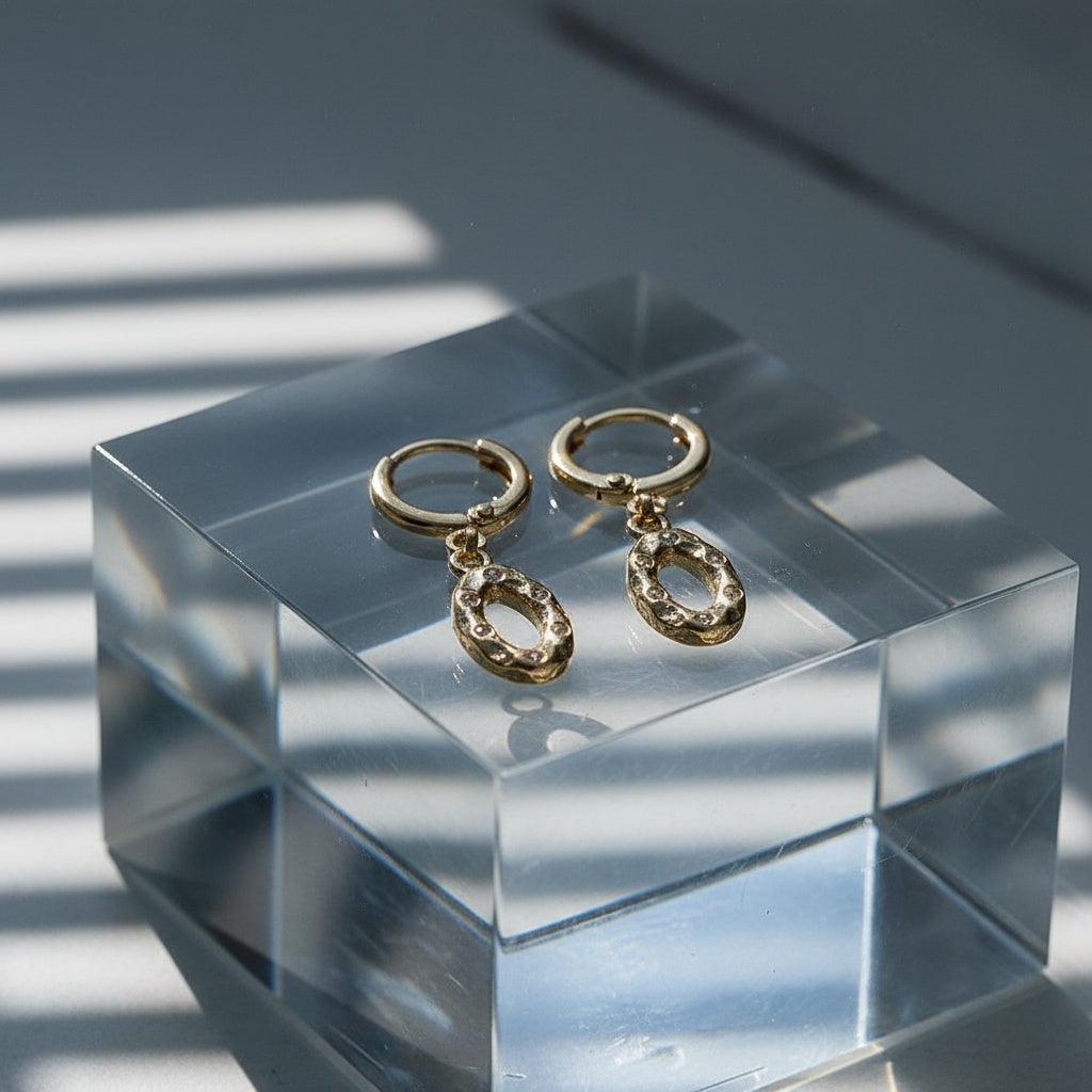 „Elanora“ Cute Oval Diamond Vergoldete Ohrringe