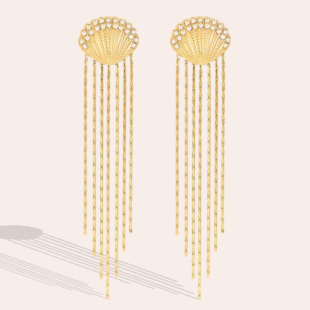 „Elaria“ Diamond Shell With Chain Ohrringe-Goldharmonie