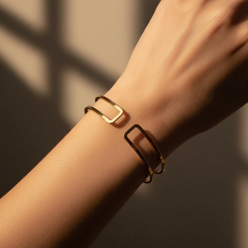„Elariaa“ Adjustable Roundedangle Armband