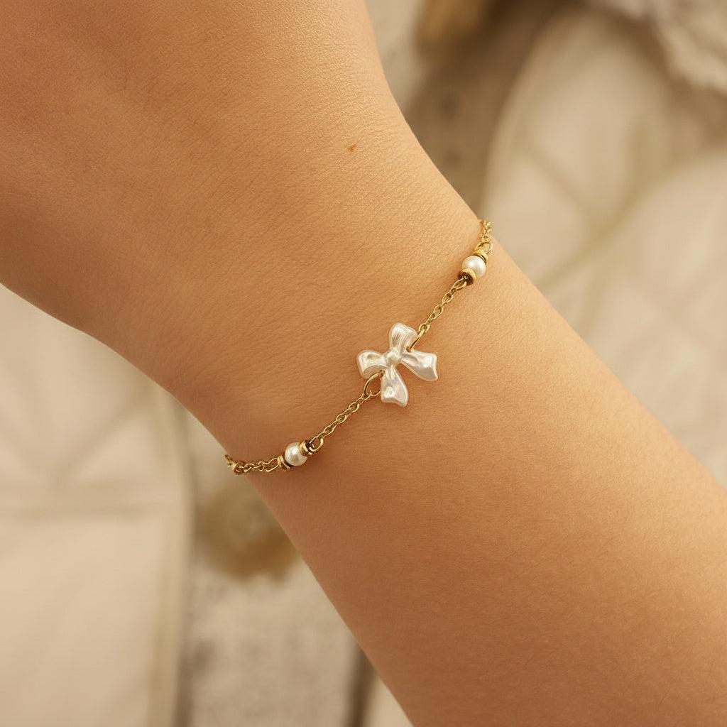 „Elasira“ Pearl Dots And Butterfly