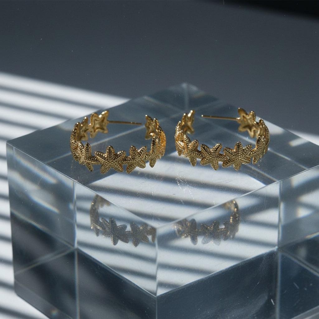 „Elasira“ Sea Star Hoop Ohrringe
