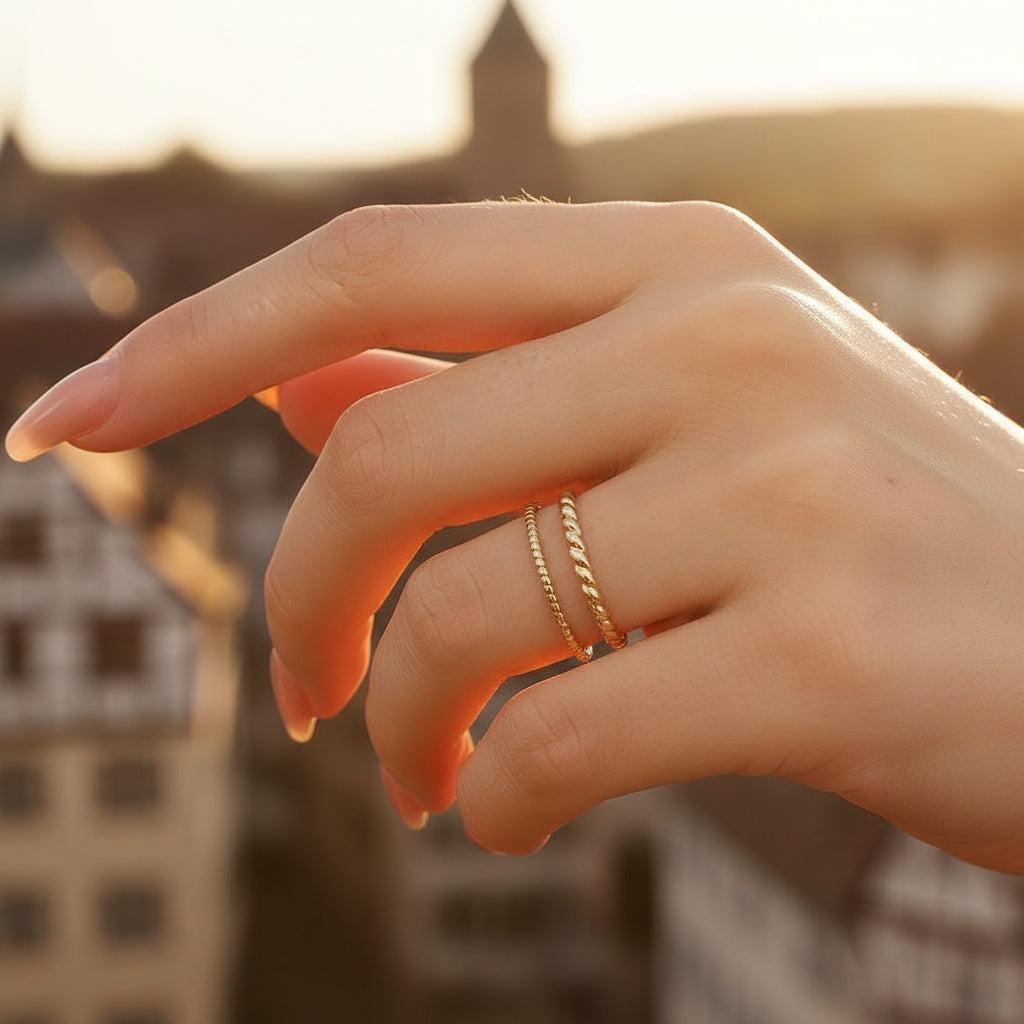 Elavella - Two Thin Layer Twisted Ring