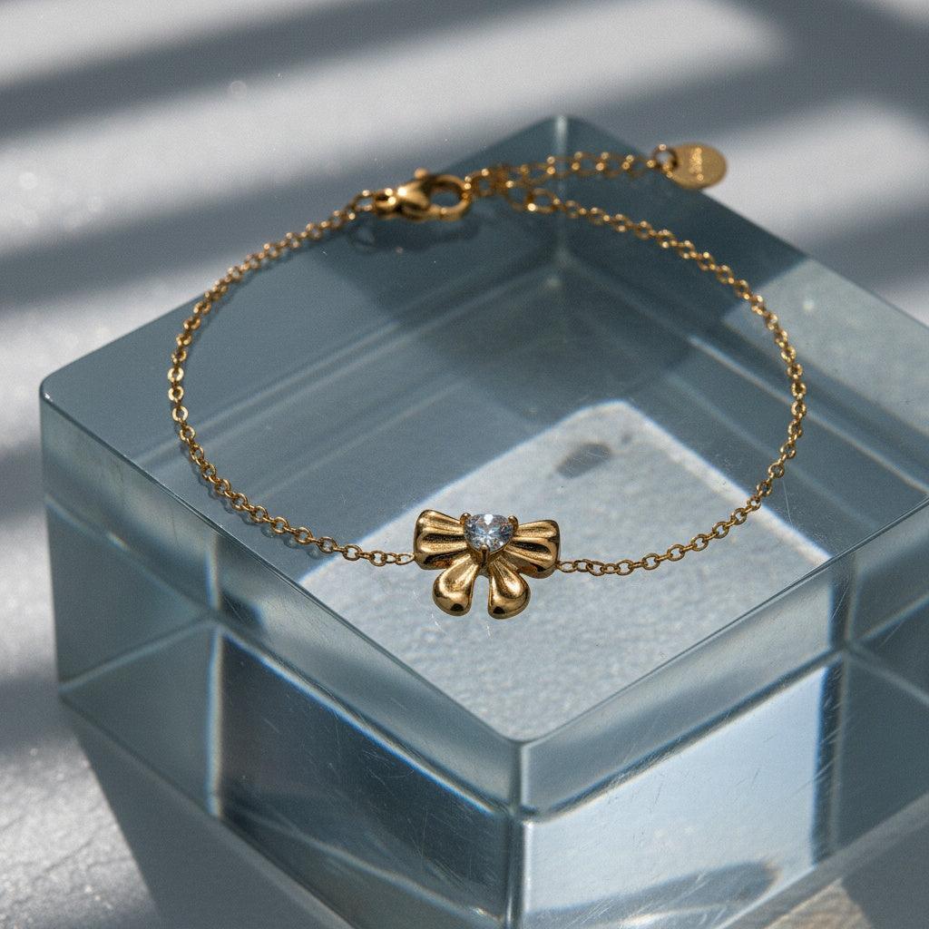 „Elinora“ Sweet Bowtie With Diamond Armband