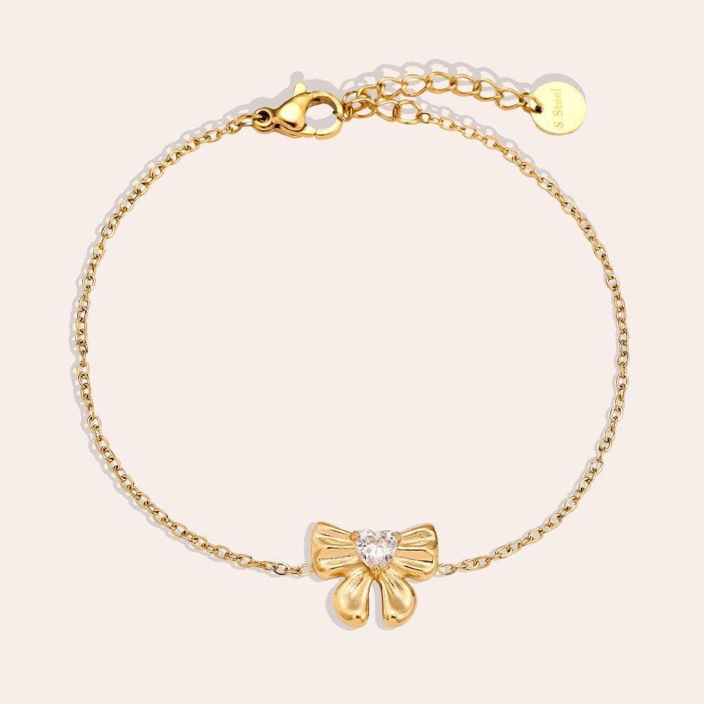 „Elinora“ Sweet Bowtie With Diamond Armband-Goldharmonie