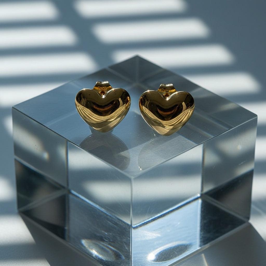 „Elirya“ – Edelstahl-Ohrstecker mit Herzdesign, 10 mm