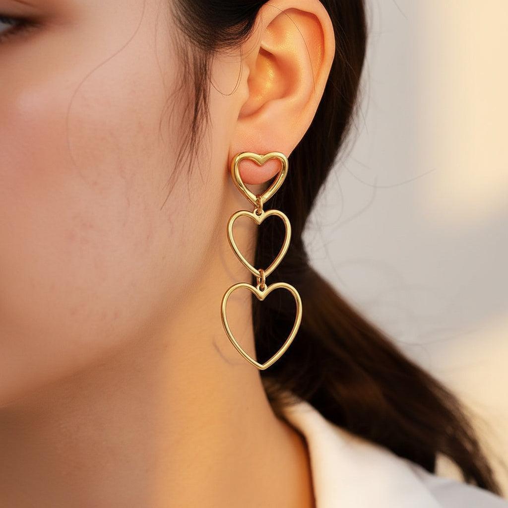 „Elisara“ Heart Chain Ohrringe