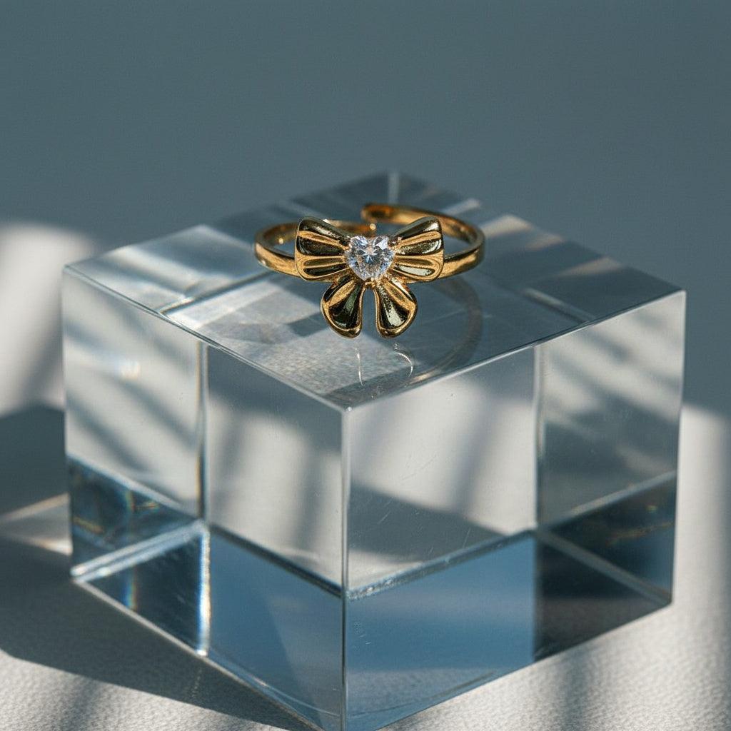 Elonella - Sweet Bowtie With Diamond Ring