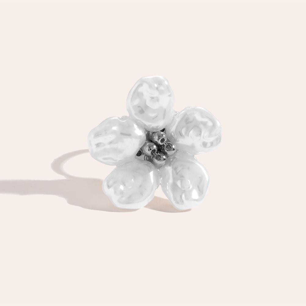 Elonellaa - Adjustable Pearl Flower Ring