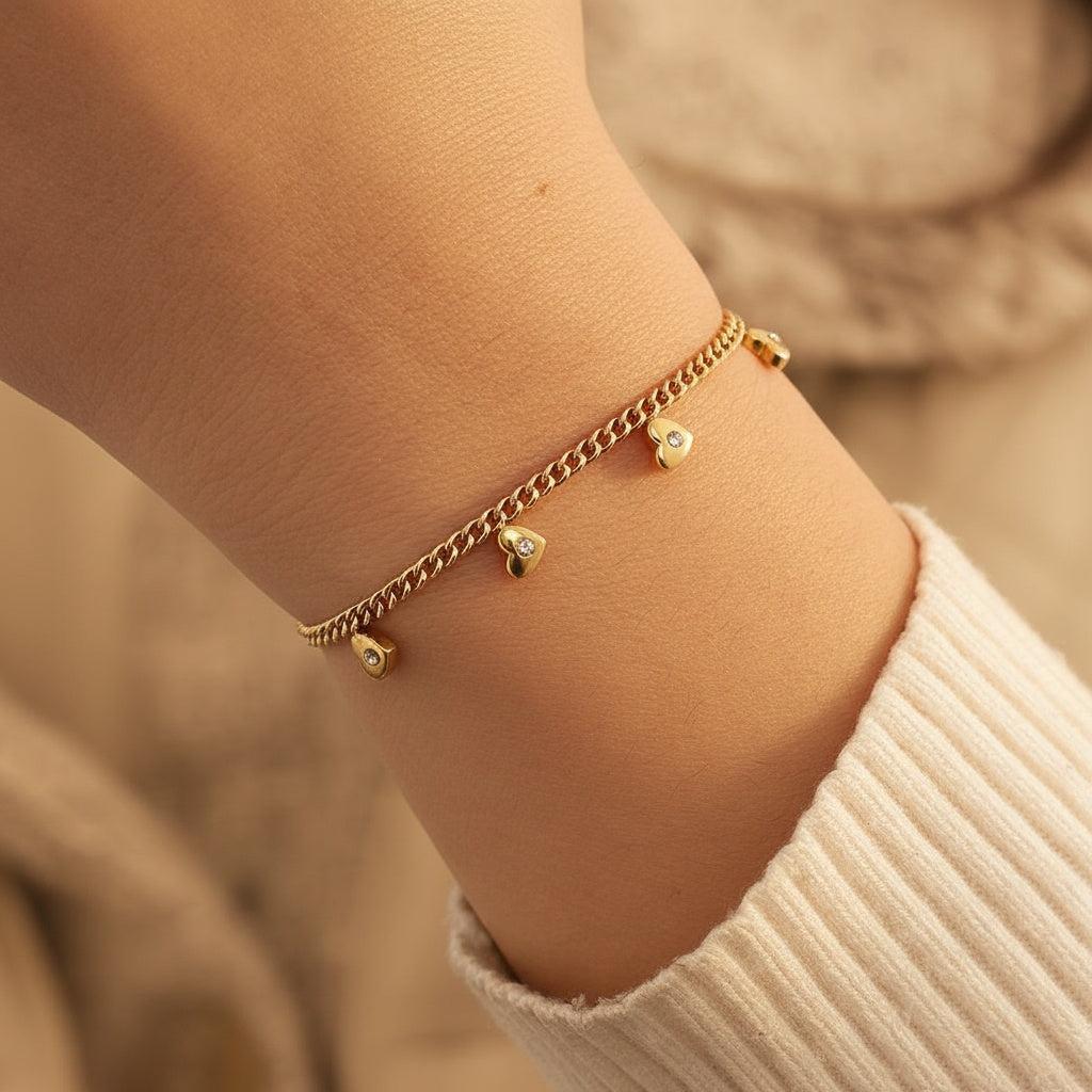 „Elovia“ Mini Hearts With Diamond Armband
