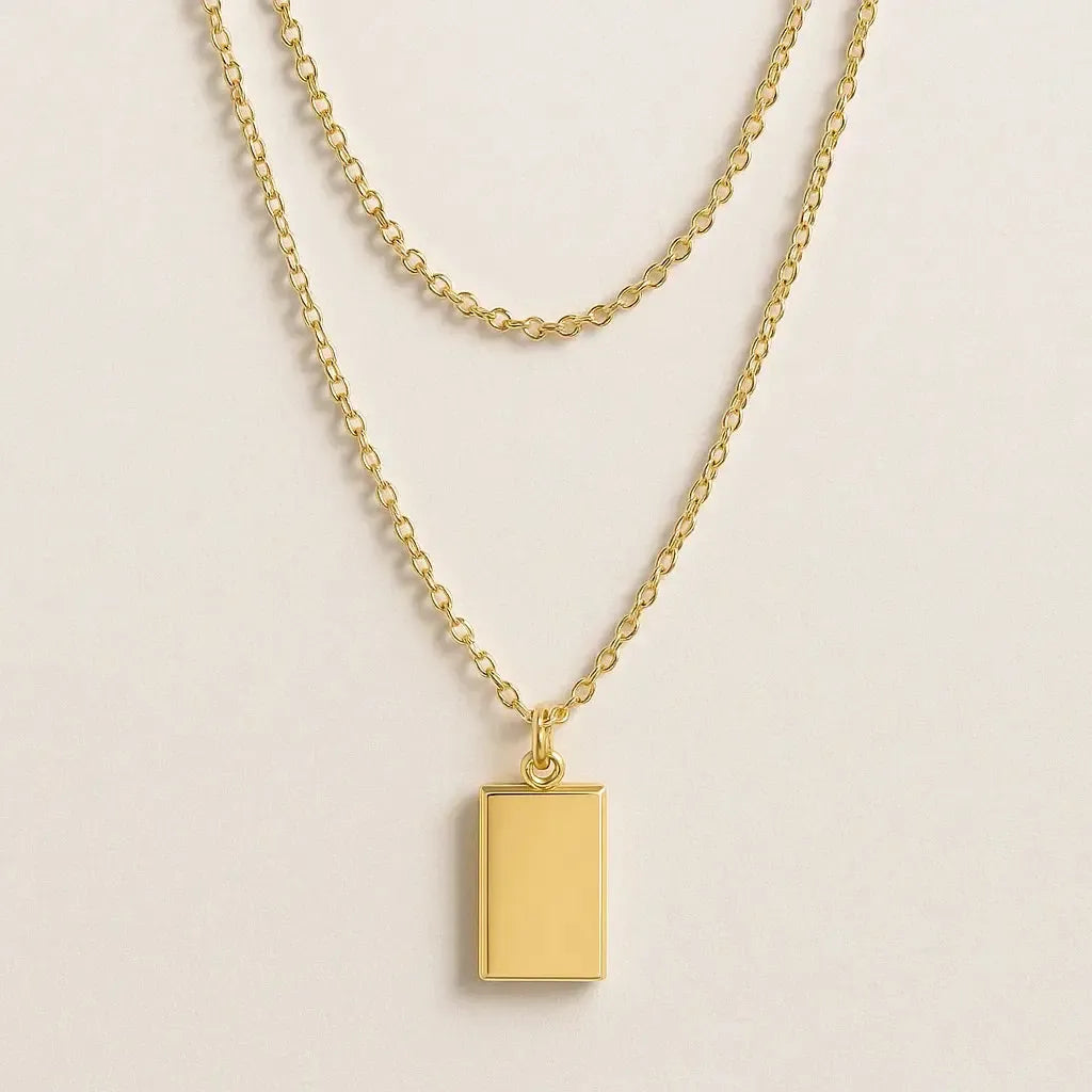 "Evania" – Goldfarbene Layeringkette mit Anhänger-Goldharmonie