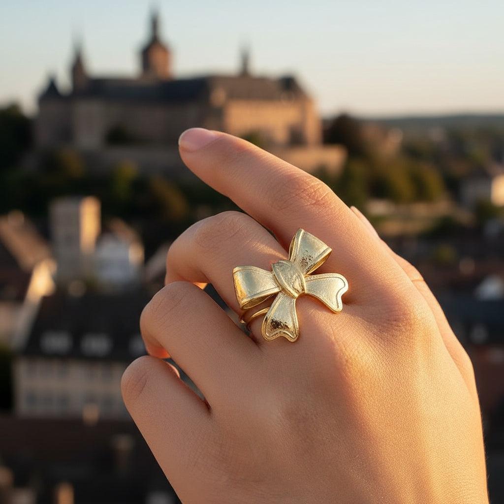 Ilasara - Fancy Bowtie Ring