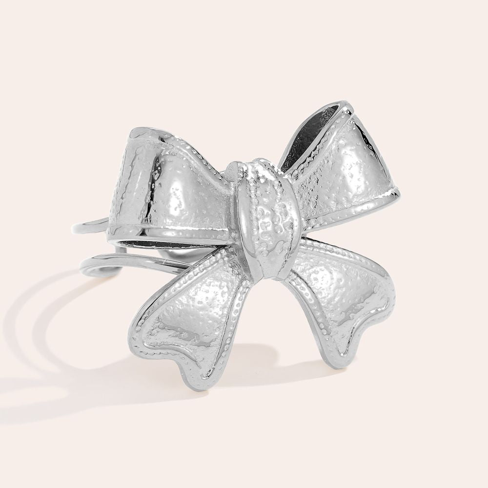 Ilasara - Fancy Bowtie Ring