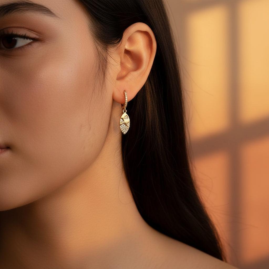 „Irariva“ Sparkling Diamond Drop Vergoldete Ohrringe
