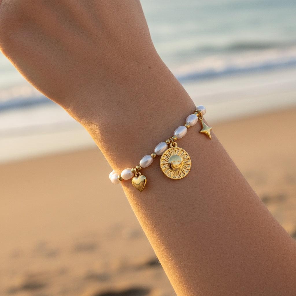 „Iravella“ Pearl Chain With Charms Armband