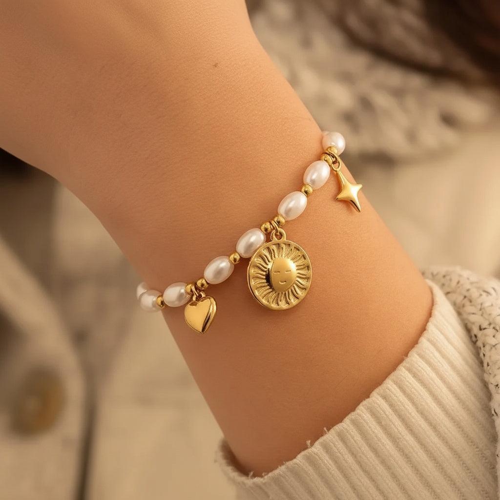 „Iravella“ Pearl Chain With Charms Armband