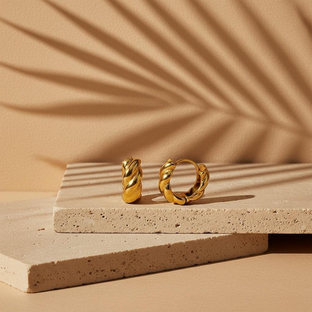 „Ivilina“ The Twist Ring Ohrringe