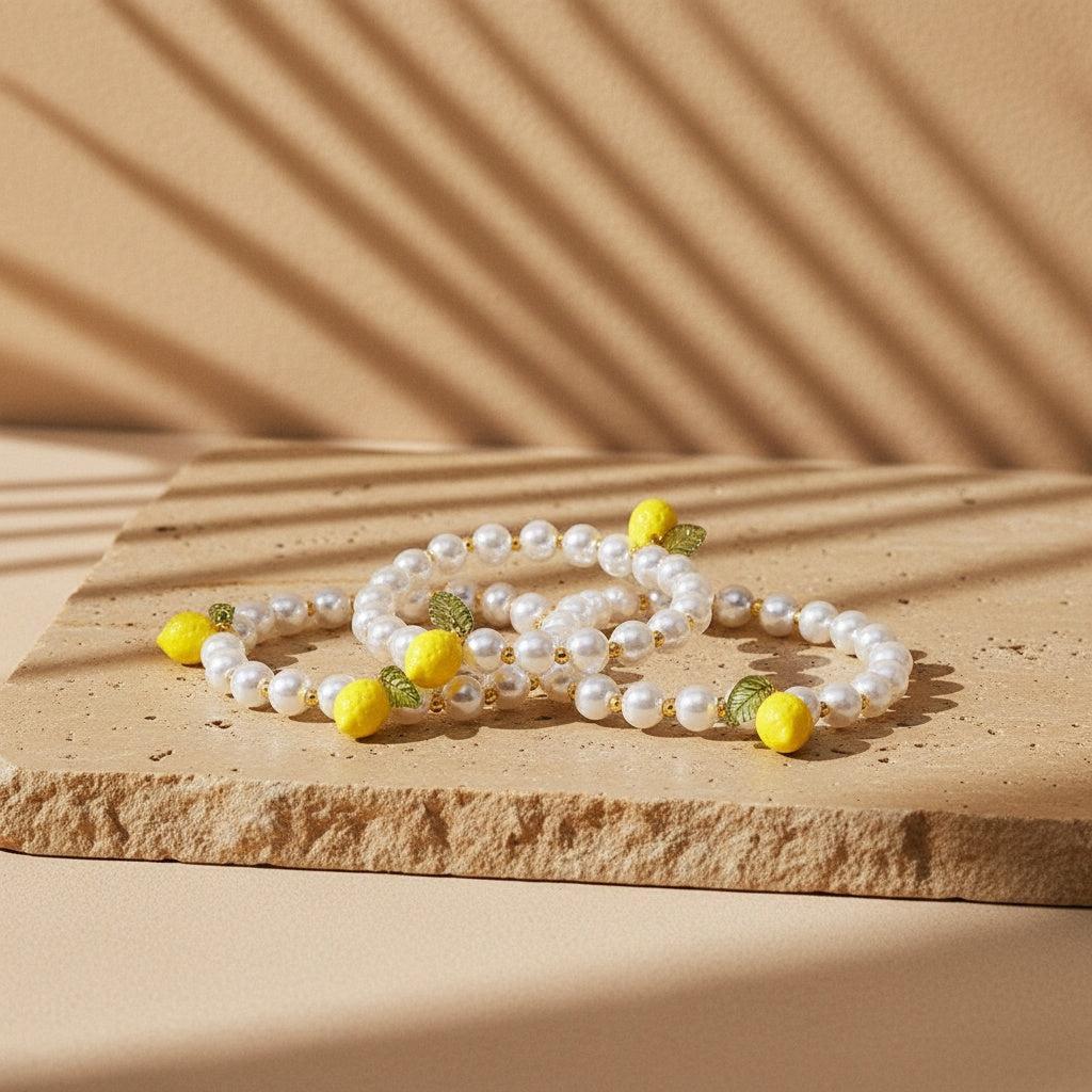 „Limoria“ – 3-teiliges Edelstahl-Armbandset mit Zitronen-Charm & Glasperlen, 17 cm + 3 cm