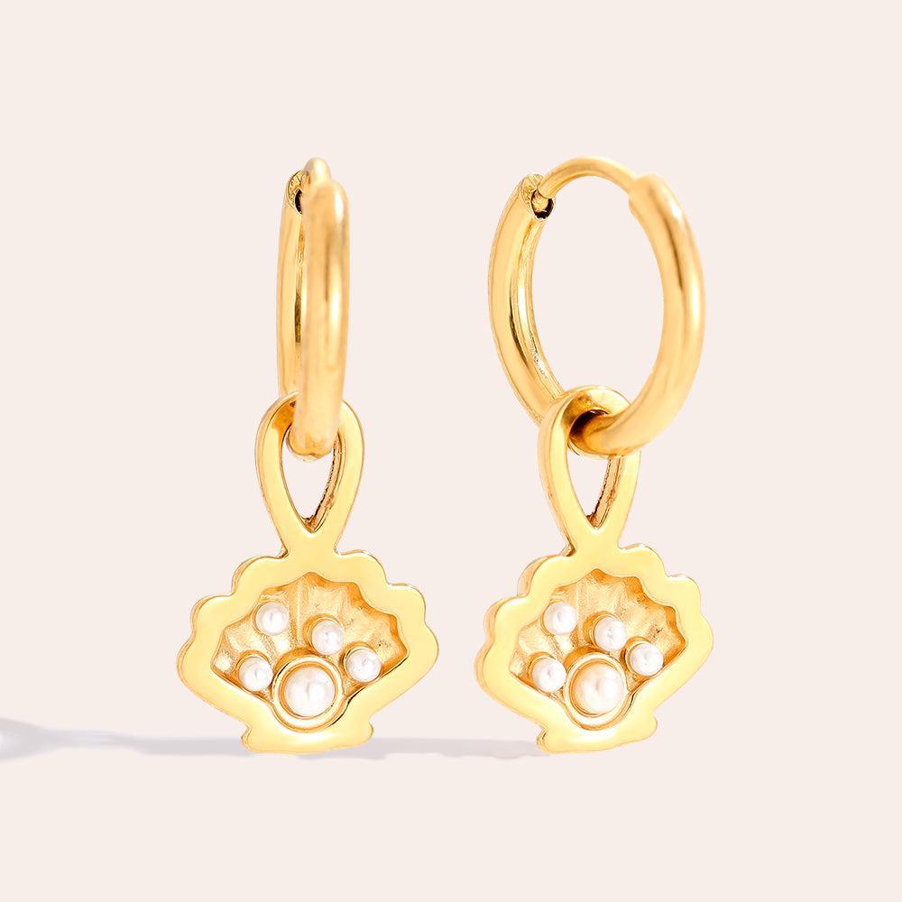 „Liraniraa“ Shell And Pearl Ohrringe-Goldharmonie