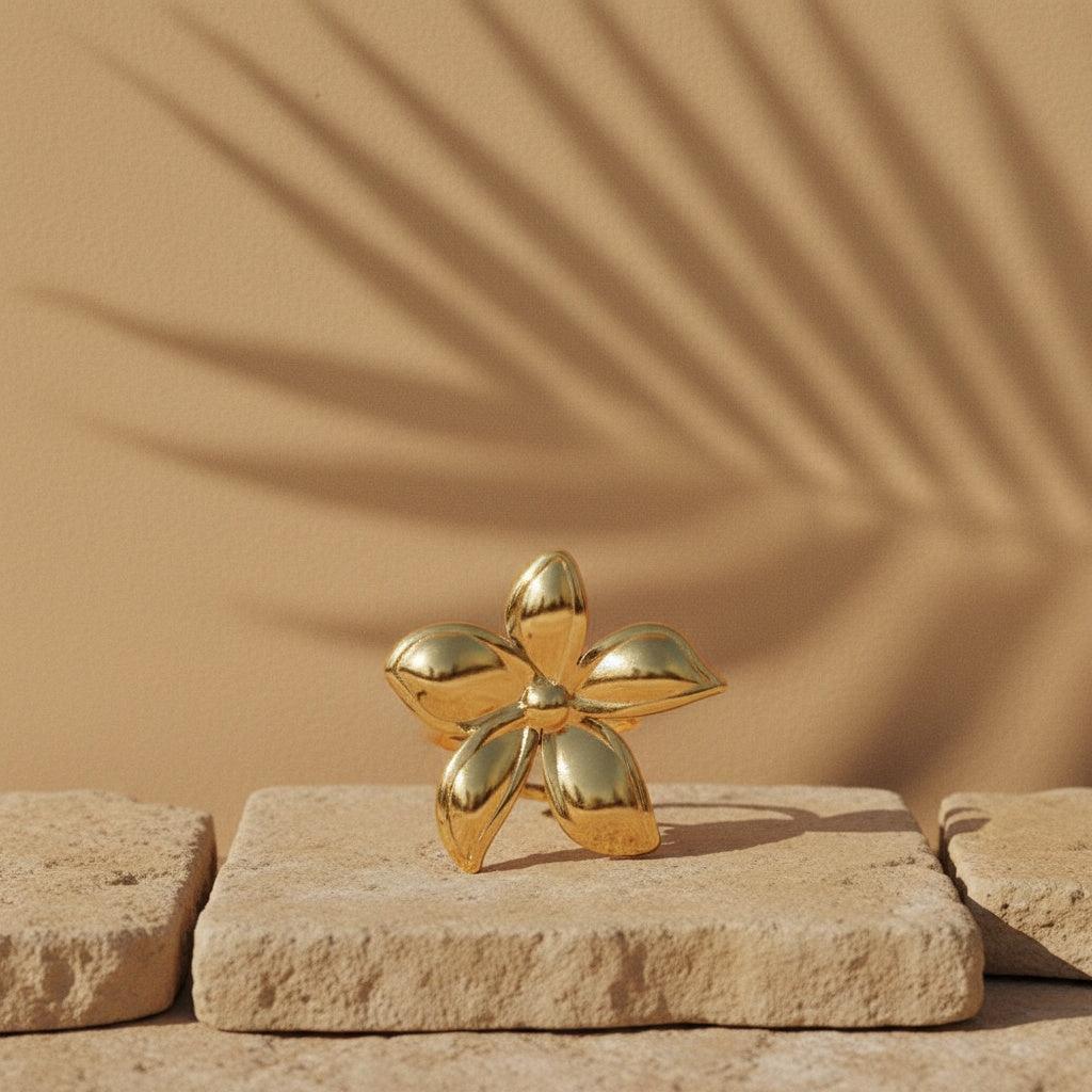 Liraria - Fine Flower Ring