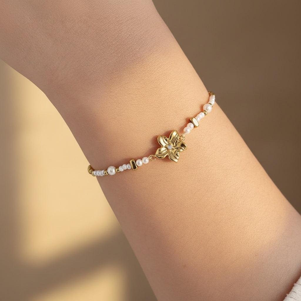 „Loranira“ Nice Flower And Pearl
