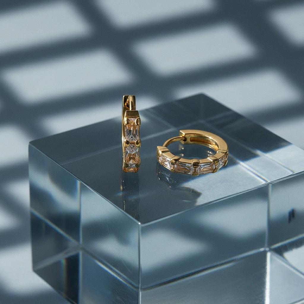 „Loranira“ Small Stubborn Diamond Ohrringe