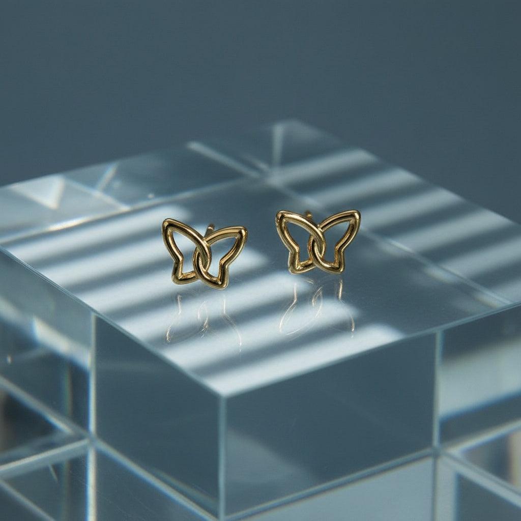 „Lorasira“ Mini Butterfly Ohrringe