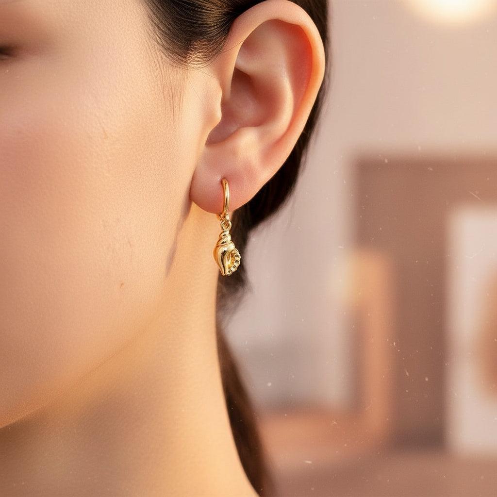 „Lumilira“ Conch Vergoldete Ohrringe