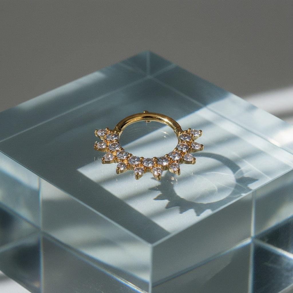 „Lumivia“ Half Diamonds Sun Circle Ohrringe