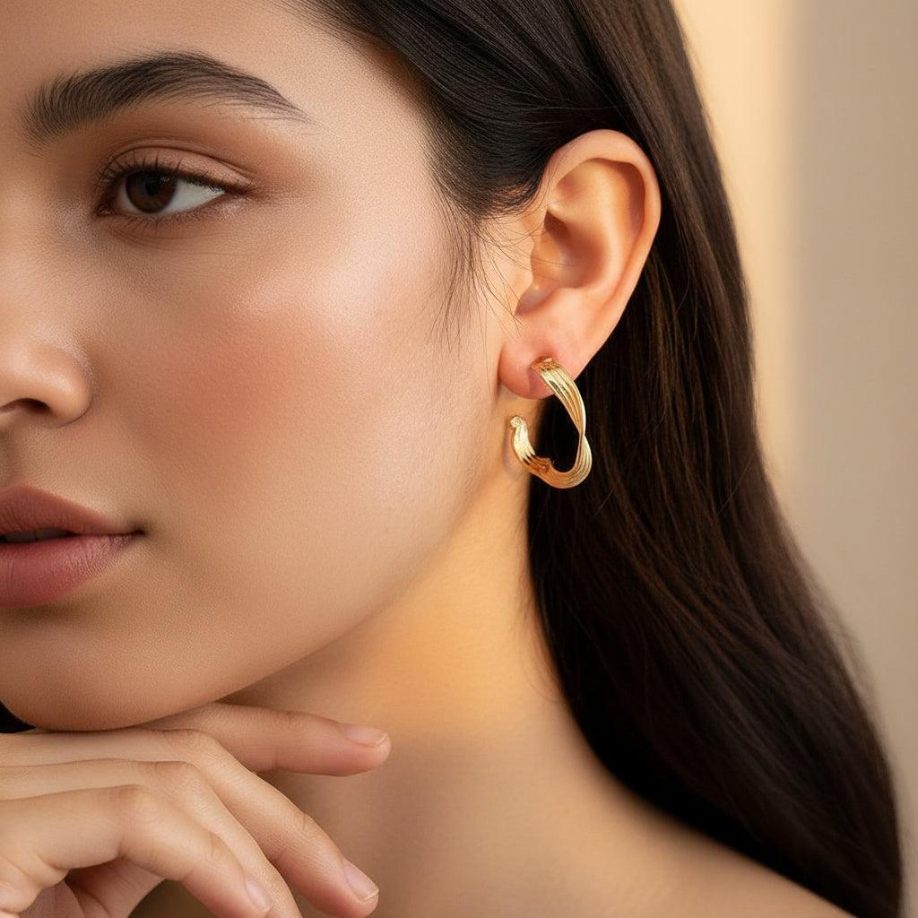 „Lumiviva“ Irregular Hoop Ohrringe