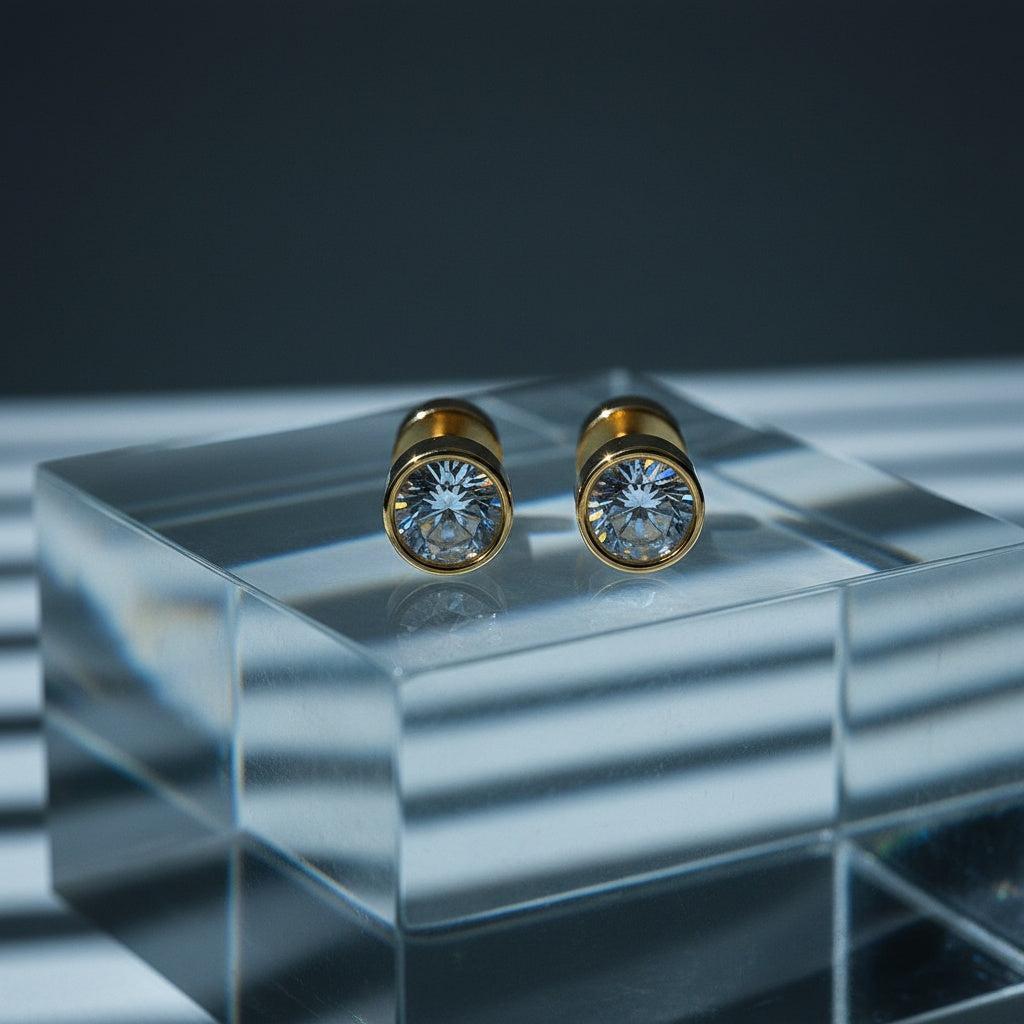 "Lunira" – Ohrstecker mit Zirkonia & Schraubverschluss