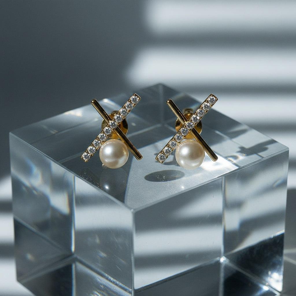 „Lyarell“ – 925er Silber-Ohrstecker mit Zirkonia und Süßwasserperle