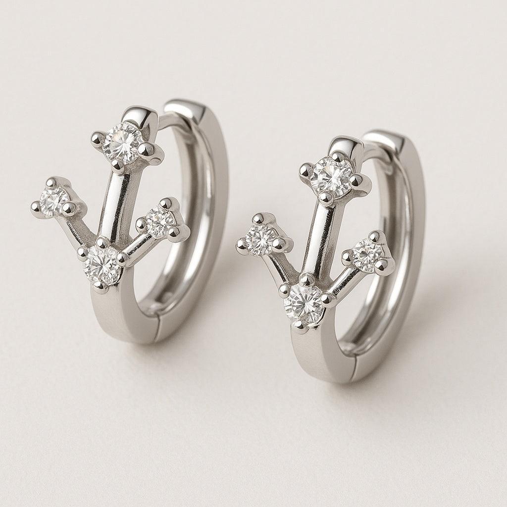 „Marilea“ – 925 Silber-Creolen mit Anker-Detail und Zirkoniafunkeln