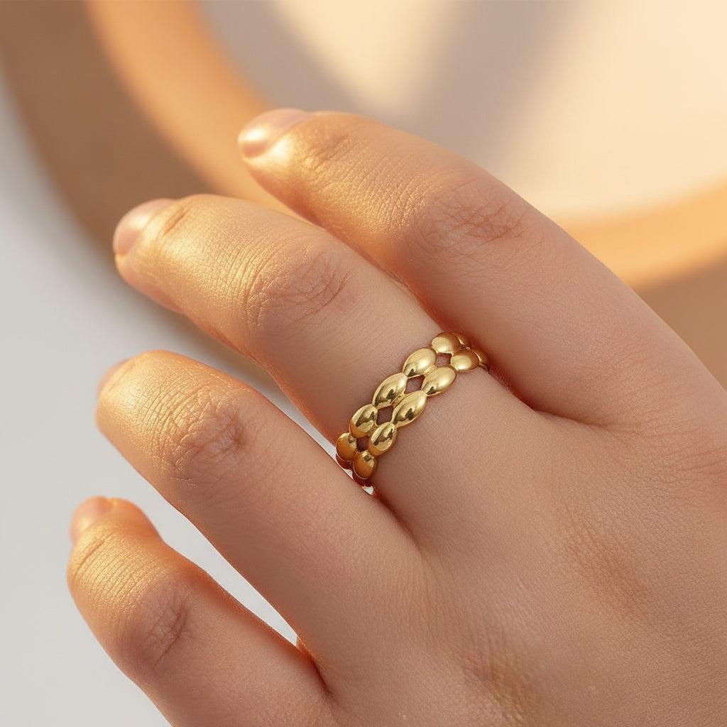 Meliria - Two Layer Oval Group Ring