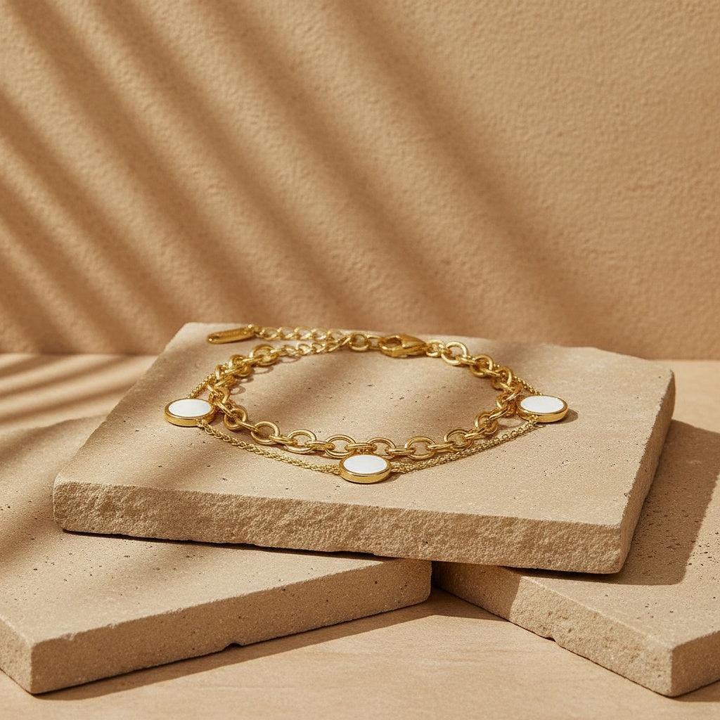 "Miralyn" – Zweireihiges Armband mit Perlmutt-Elementen