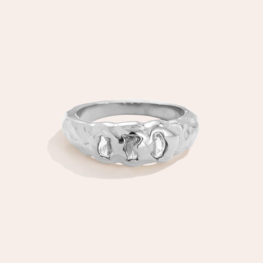 Miranaraa - Three Diamonds Ring