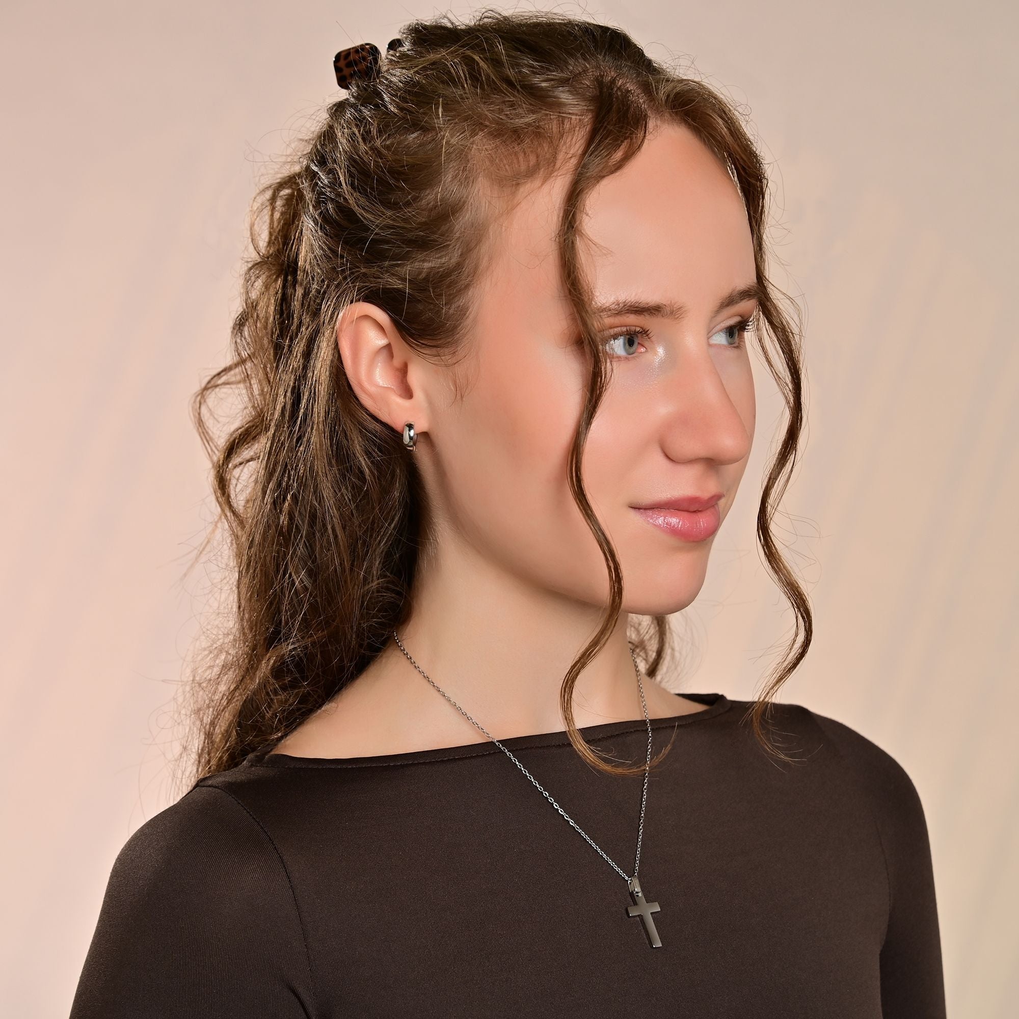 „Mireva“ – Kleine Creolen in schlichter Eleganz